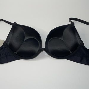Super Push Up Extreme Padded Maximum Lift Add 2 Cup Size Bombshell Bra. NWT